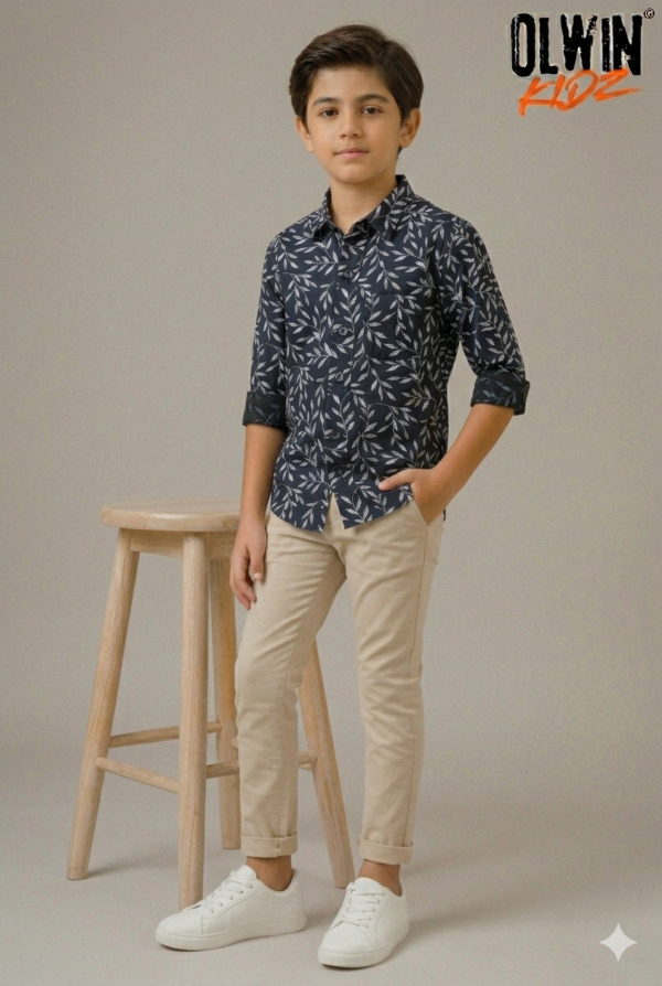 Boys' Navy Leaf Print Smart-Casual Button-Down Shirt - Image 2
