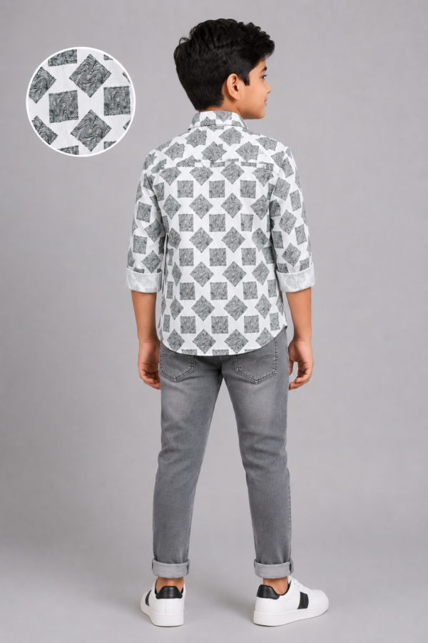 Boys' Abstract Swirl Square Print White Shirt - Image 2