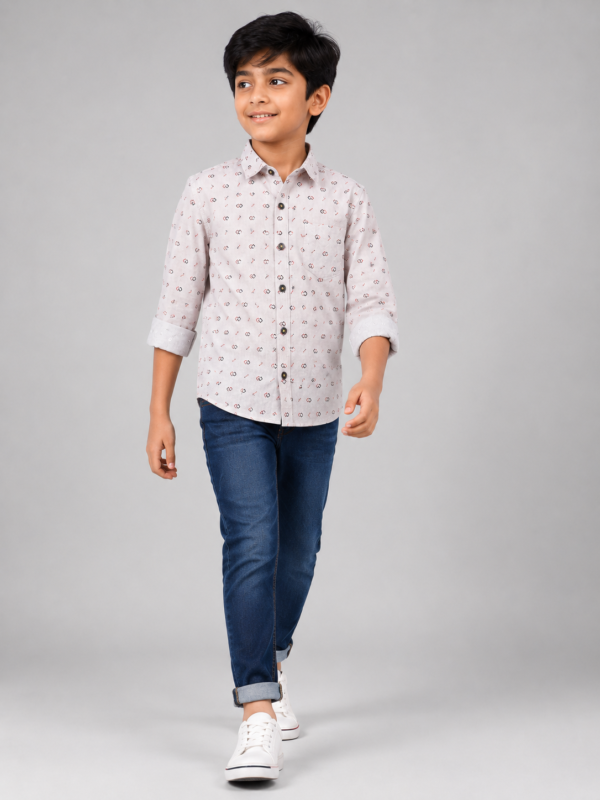 Boys' Modern Geometric Print Casual Button-Up Shirt - Image 3