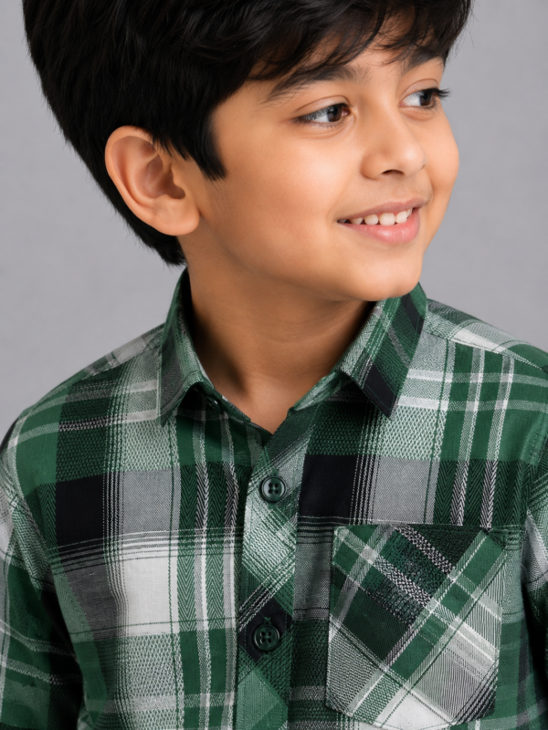 Boys' Stylish Green Plaid Button-Down Casual Shirt - Image 5