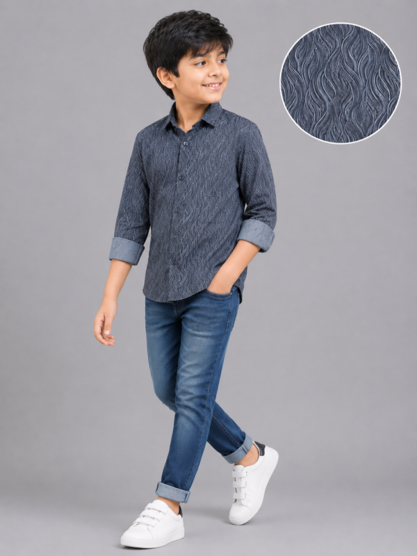 Boys' Textured Wave Pattern Casual Button-Down Shirt - Image 5