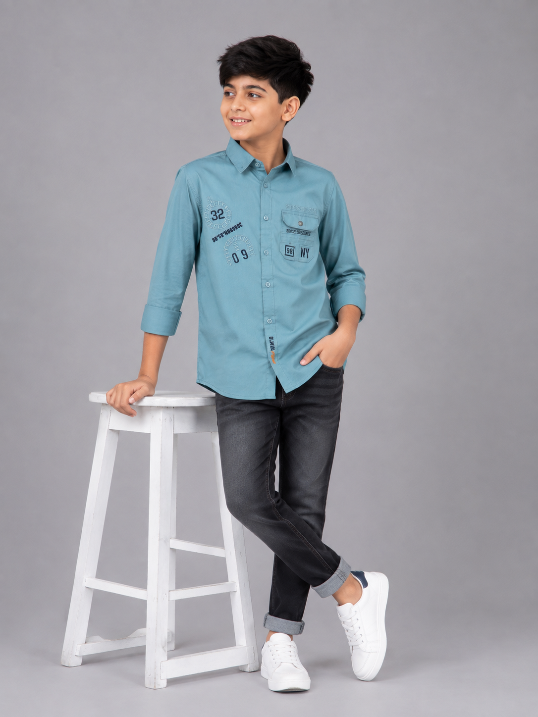 d1f90bcd-b322-4a2c-803e-16dddc9b3968 Boys' Graphic Teal Casual Button-Down Shirt - Image 1