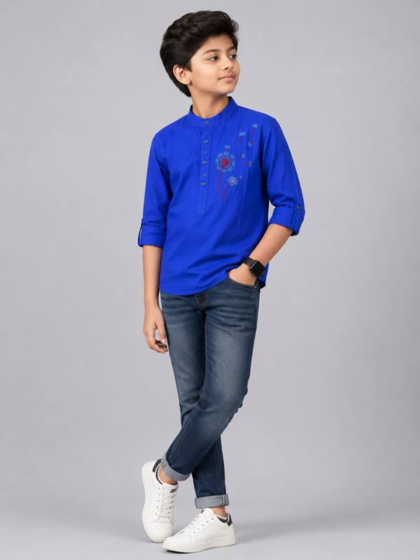 Boys Royal Blue Embroidered Mandarin Collar Kurta Shirt - Image 2